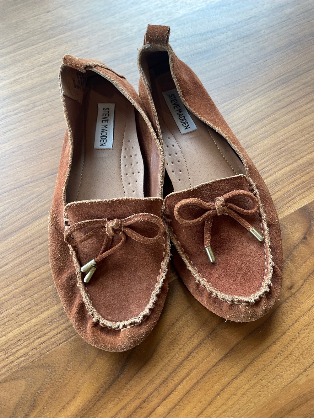 Steve Madden Rust Suede Bow Moccasins